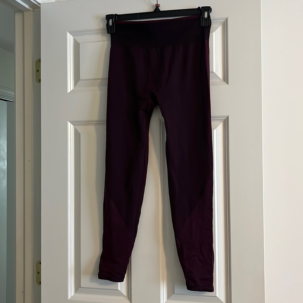 PINK Leggings